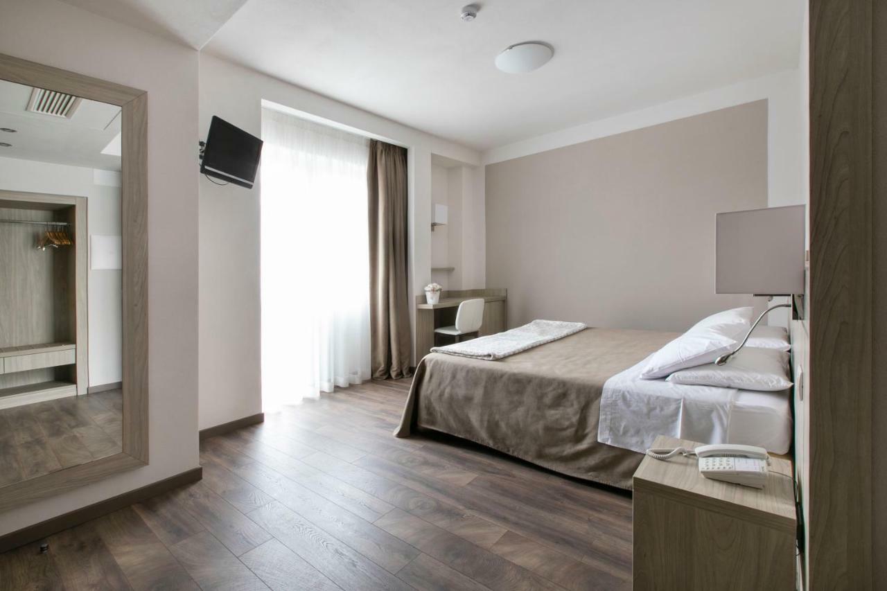Hotel Conradi Chiavenna Kültér fotó