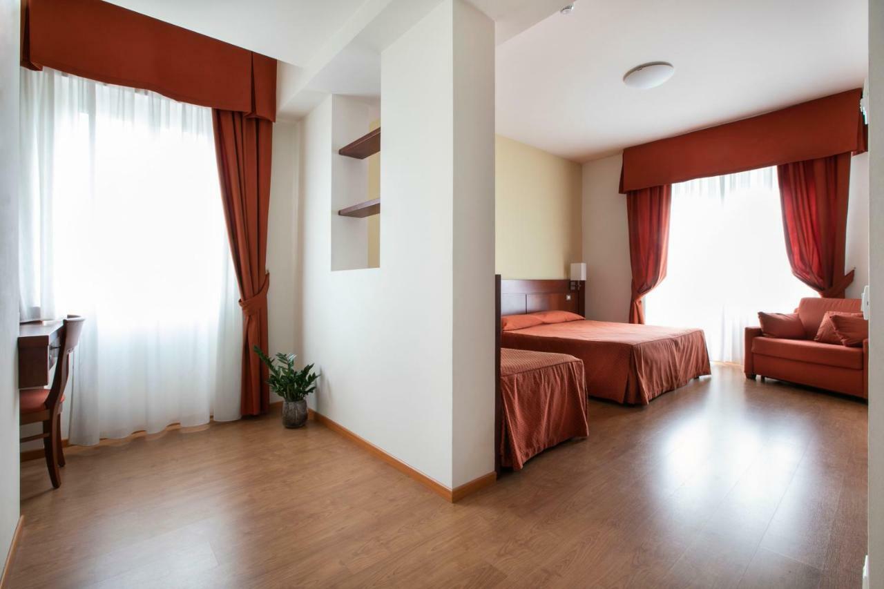 Hotel Conradi Chiavenna Kültér fotó