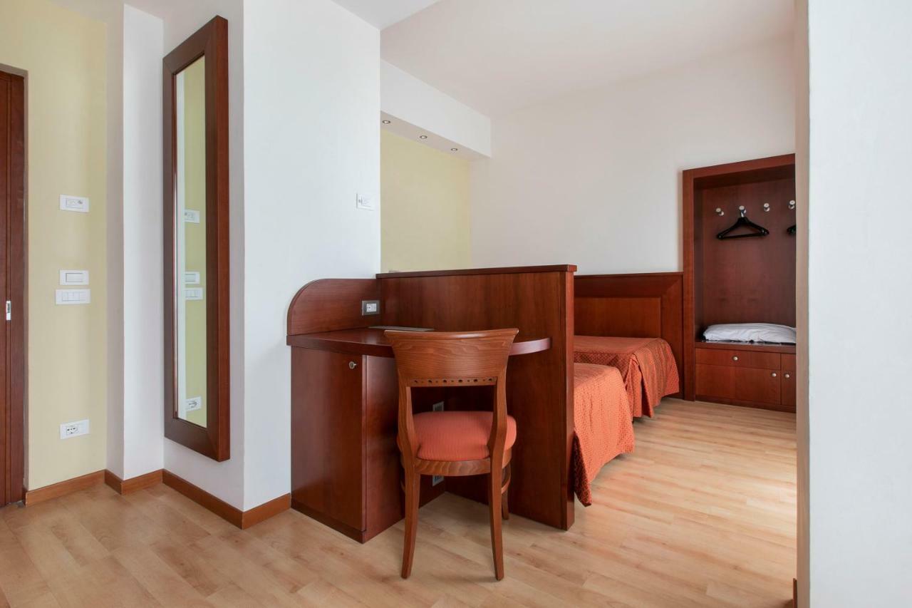 Hotel Conradi Chiavenna Kültér fotó