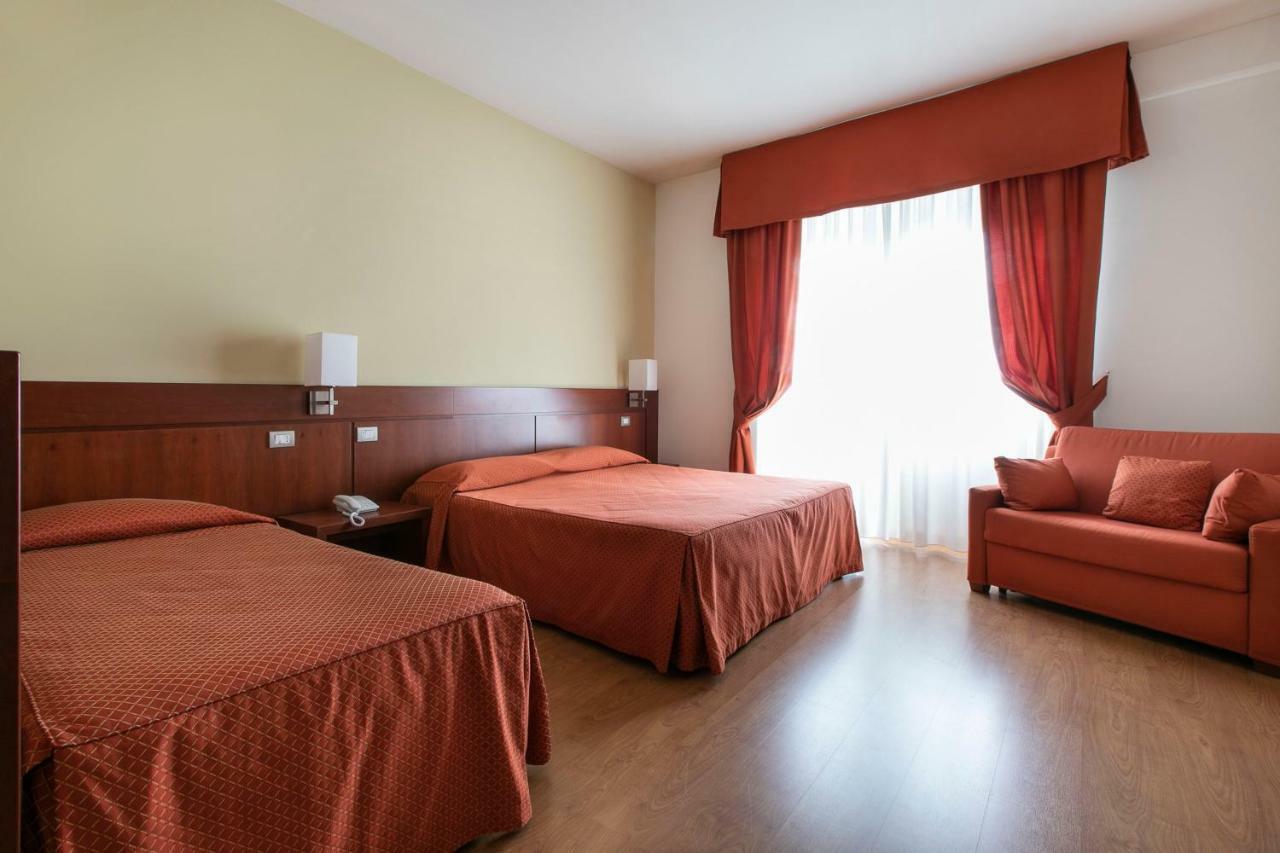 Hotel Conradi Chiavenna Kültér fotó